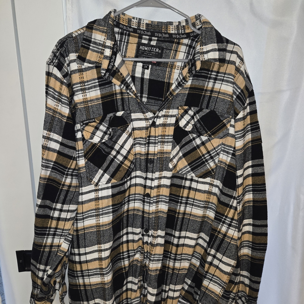 Homitizer Men's Black and Tan Plaid Casual Button Down Shirt